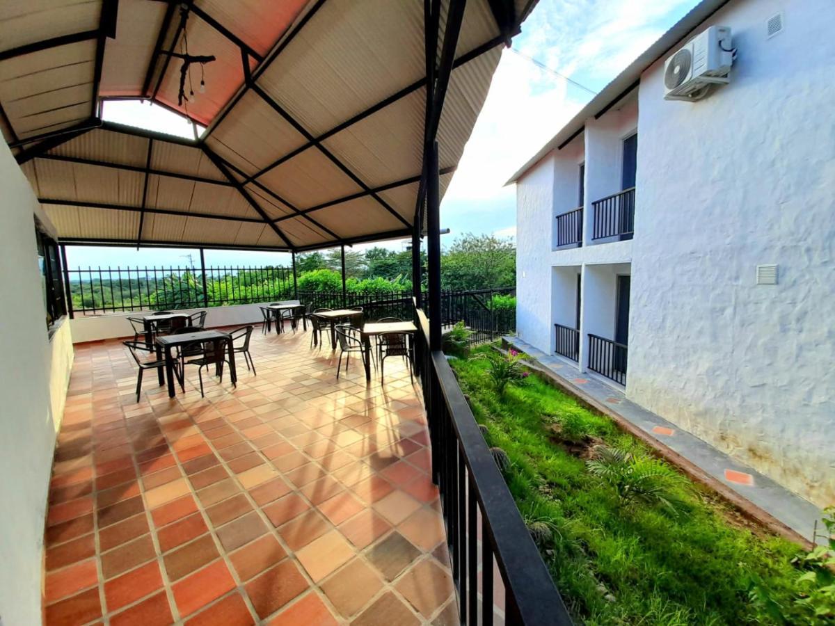 Cosmos Tatacoa Hotel Villavieja Exterior foto